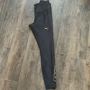 Never worn puma leggings